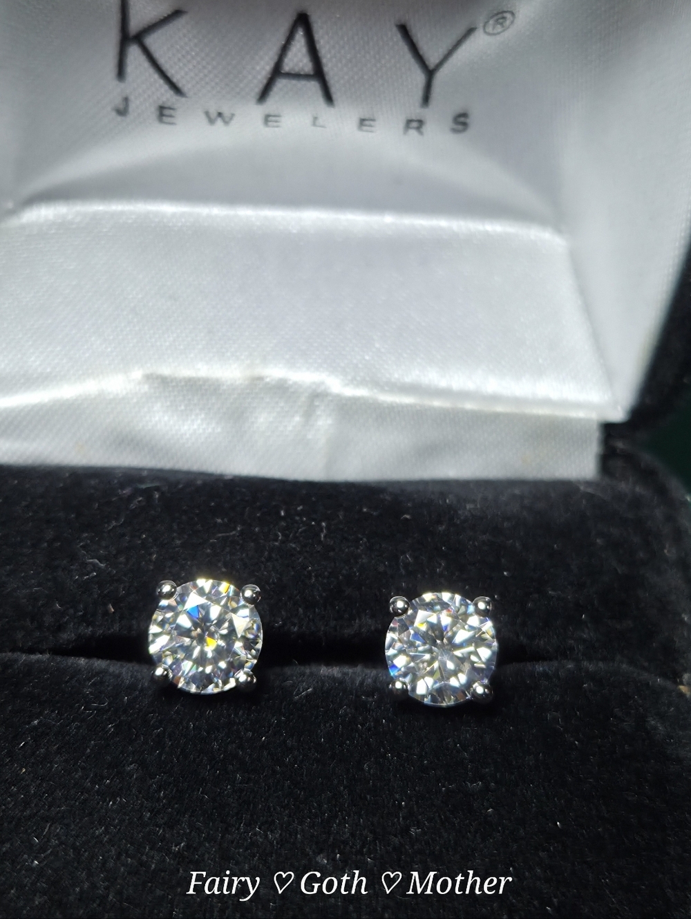 New Kay Jewelers 2ct Moissanite Diamond Stud Earrings - Picture 4 of 15